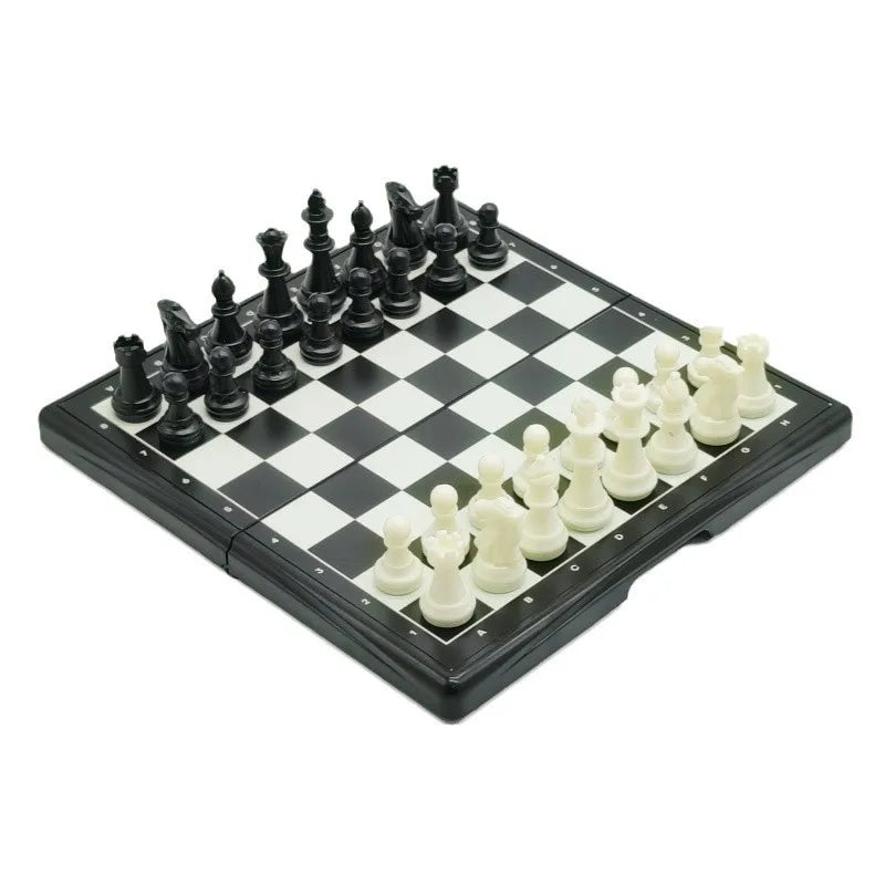 International Chess: Adult and Children's Folding Magnetic Portable International Travel Style Portable International Chess