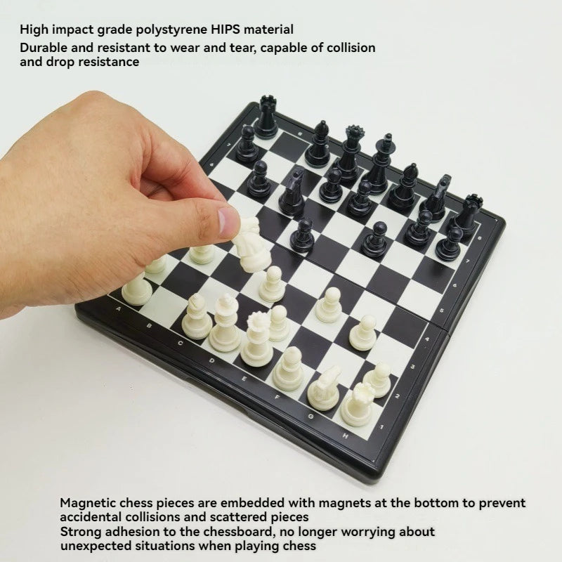 International Chess: Adult and Children's Folding Magnetic Portable International Travel Style Portable International Chess