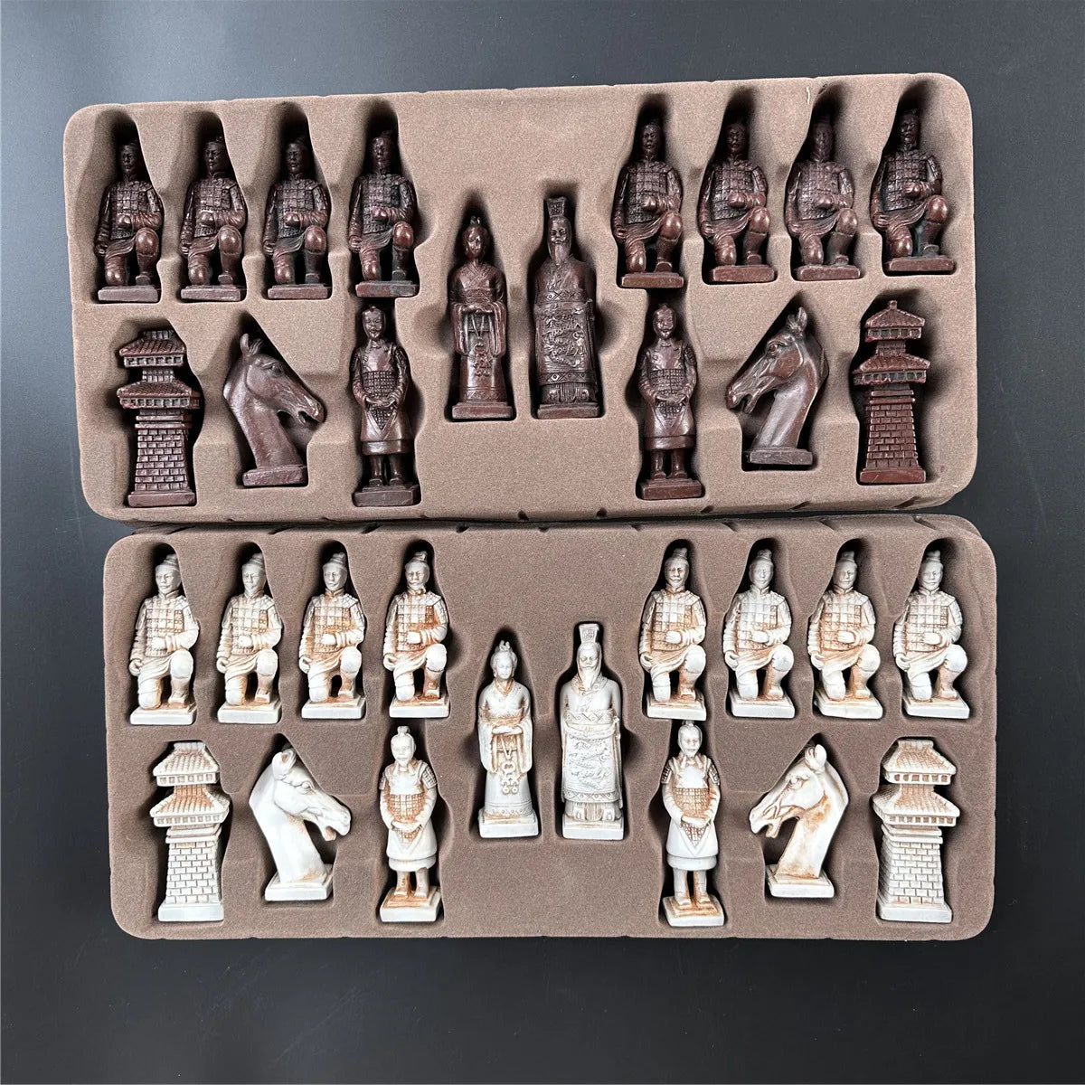 Large Imitation Ancient Chess 3D Terra-cotta Army Resin Chess Pieces to Do Old Treatment Leather Chessboard 43cm/16.93in