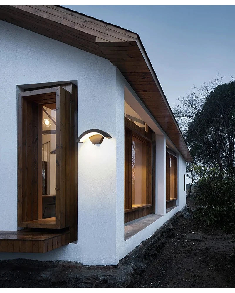 Intelligent Induction Wall Lamp Waterproof Porch Wall Light Outdoor PIR Motion Sensor Lamp Landscape Balcony Garden Corridor