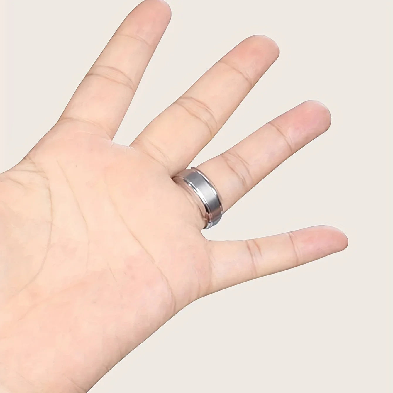 8pcs Plastic Ring Size Adjuster Set - Transparent Ring Adjustment Pad for Fixing Loose Rings - Essential Wedding Ring Reducer