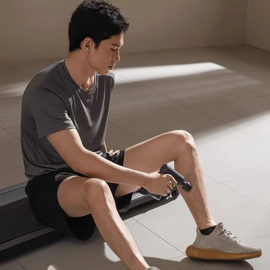 XIAOMI Mijia Mini Fascia Gun 3 Portable Muscle Massage Gun 12kg Thrust Brushless Silent Motor 3 Massager Heads Relax Body